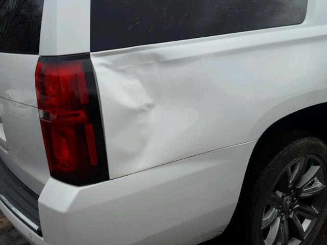 1GNSCJKC9GR212535 - 2016 CHEVROLET SUBURBAN C WHITE photo 9