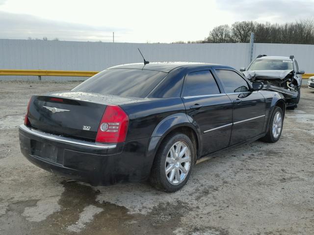 2C3LA33G48H120075 - 2008 CHRYSLER 300 LIMITE BLACK photo 4