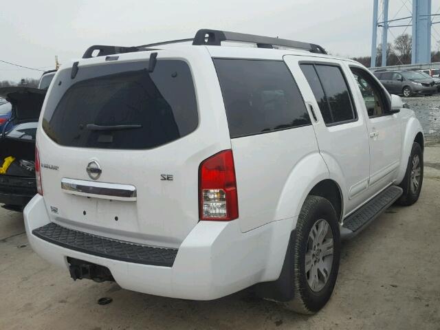 5N1AR18B99C602084 - 2009 NISSAN PATHFINDER WHITE photo 4