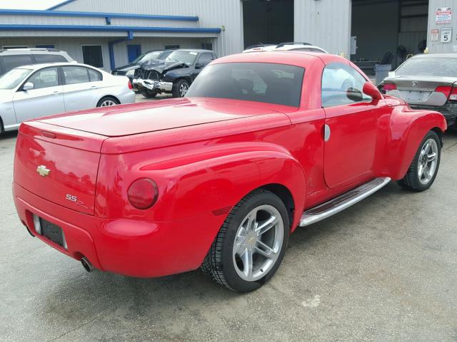 1GCES14H75B115633 - 2005 CHEVROLET SSR RED photo 4