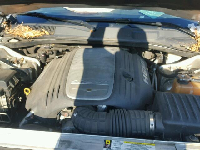 2C3LA63H77H762055 - 2007 CHRYSLER 300C SILVER photo 7