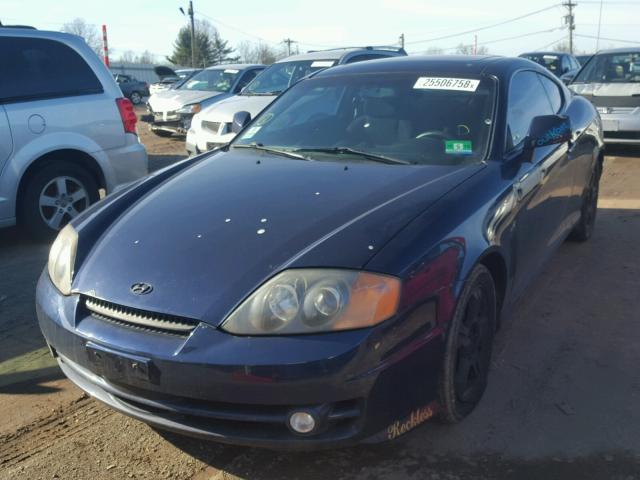 KMHHM65D24U135870 - 2004 HYUNDAI TIBURON BLUE photo 2