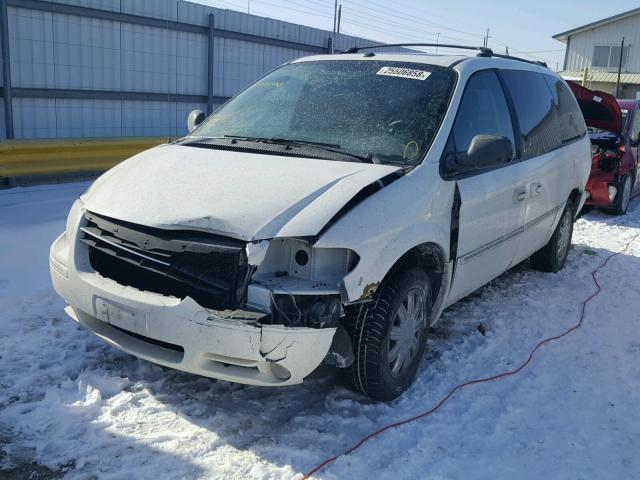 2A4GP64L17R359451 - 2007 CHRYSLER TOWN & COU WHITE photo 2