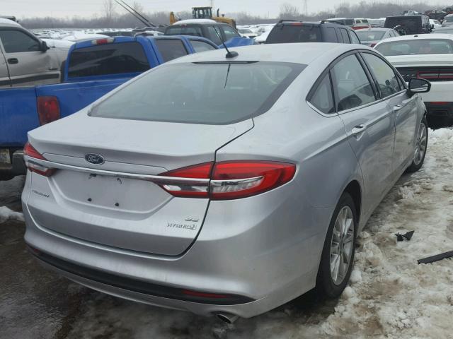 3FA6P0LUXHR386500 - 2017 FORD FUSION SE GRAY photo 4