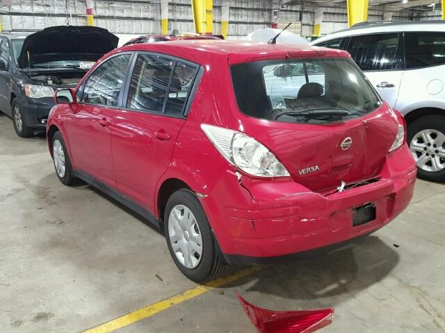 3N1BC1CP7AL463498 - 2010 NISSAN VERSA S RED photo 3