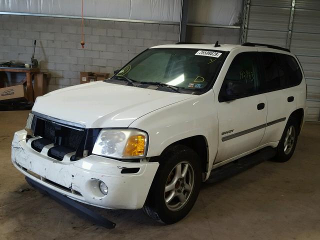 1GKDS13S662272469 - 2006 GMC ENVOY WHITE photo 2