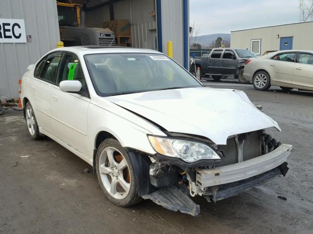 4S3BL616587216998 - 2008 SUBARU LEGACY 2.5 WHITE photo 1