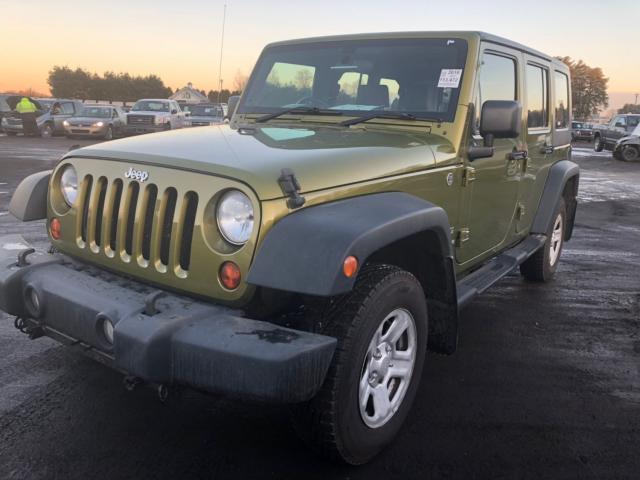 1J4BZ3H1XAL204408 - 2010 JEEP WRANGLER U GREEN photo 2