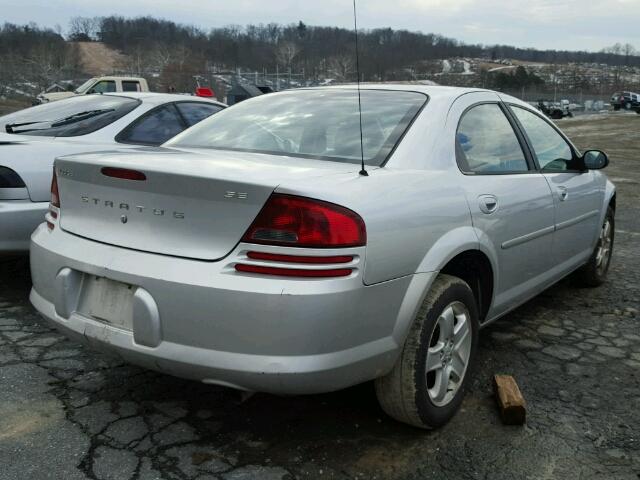 1B3EL46X52N202820 - 2002 DODGE STRATUS SE SILVER photo 4