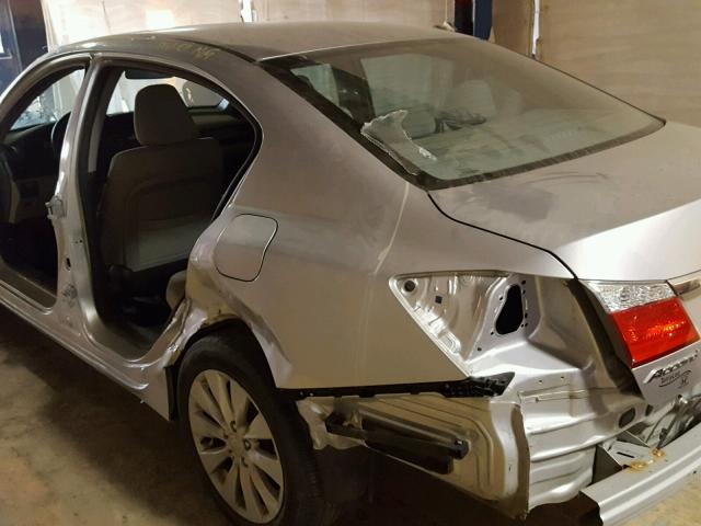 1HGCR2F75DA098284 - 2013 HONDA ACCORD EX SILVER photo 9