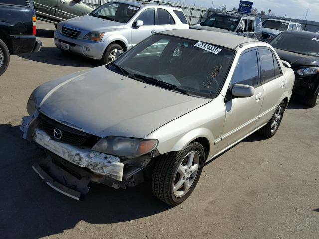 JM1BJ225820544369 - 2002 MAZDA PROTEGE DX TAN photo 2