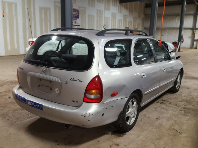 KMHJW35F1YU161653 - 2000 HYUNDAI ELANTRA GL SILVER photo 4