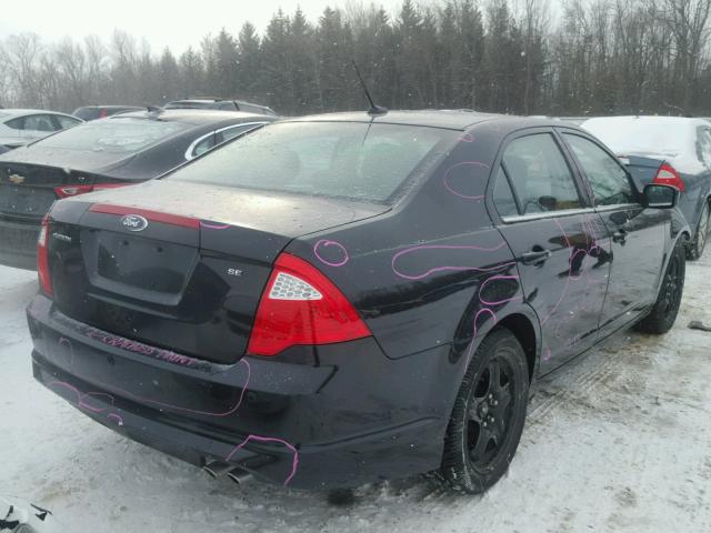 3FAHP0HA6BR159710 - 2011 FORD FUSION SE BLACK photo 4