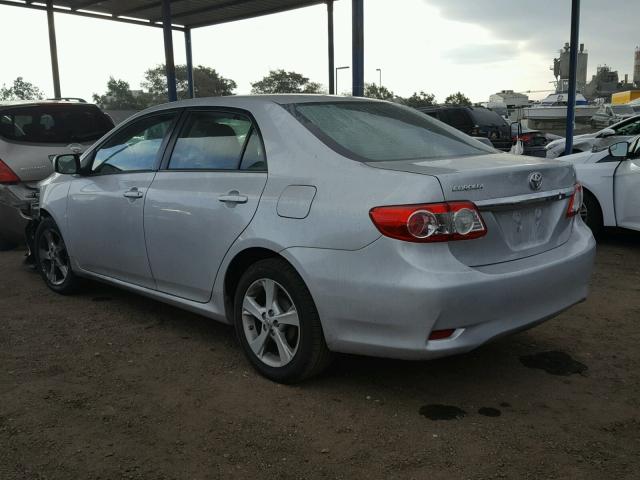 5YFBU4EE8DP123808 - 2013 TOYOTA COROLLA BA SILVER photo 3