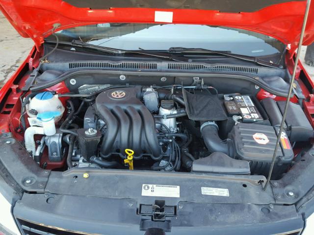 3VW2K7AJ7EM415076 - 2014 VOLKSWAGEN JETTA BASE 红色 照片 7