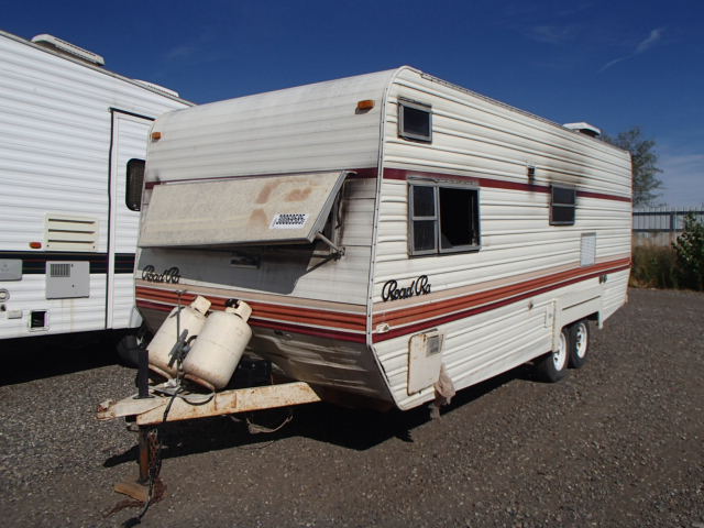 1K322AK15BB235081 - 1981 UTILIMASTER ALL MODELS Белый фото 2