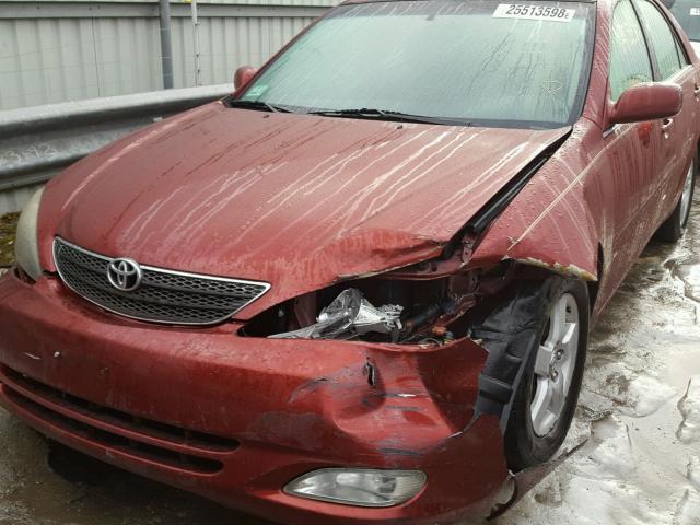 4T1BF30KX2U002470 - 2002 TOYOTA CAMRY LE RED photo 9