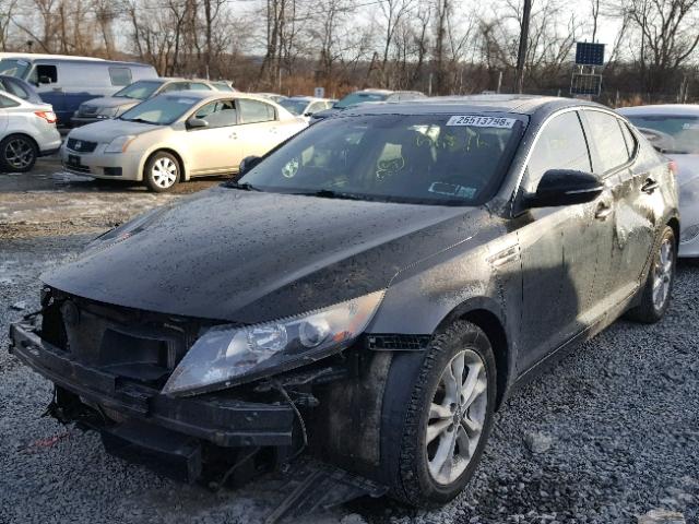 KNAGN4A69B5133093 - 2011 KIA OPTIMA EX BLACK photo 2