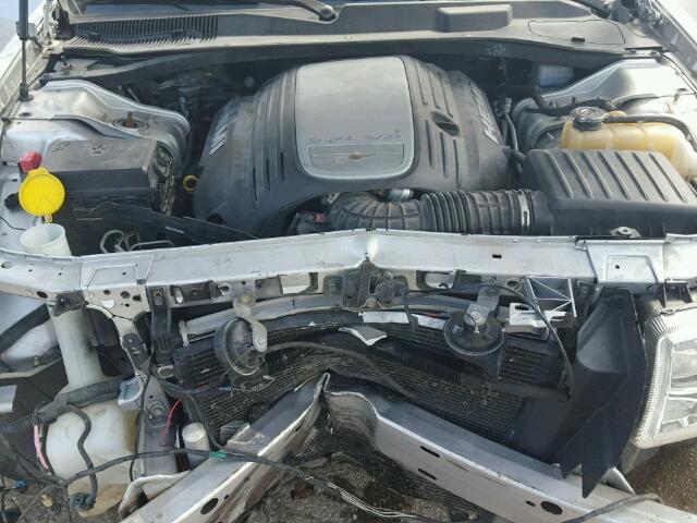 2C3KA63H48H336143 - 2008 CHRYSLER 300C SILVER photo 7