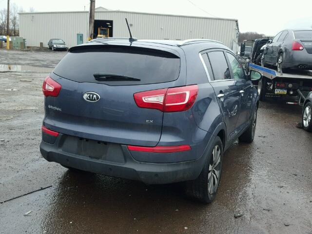 KNDPCCA26B7091261 - 2011 KIA SPORTAGE E BLUE photo 4