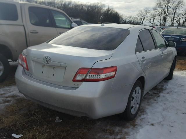 4T1BF3EK1BU642527 - 2011 TOYOTA CAMRY BASE SILVER photo 4