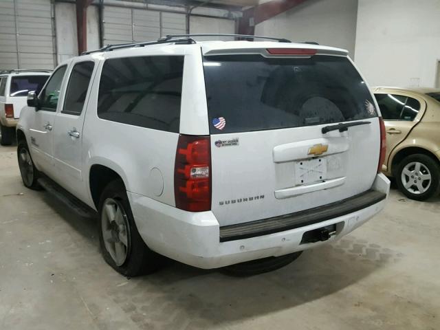 1GNSCHE06DR166992 - 2013 CHEVROLET SUBURBAN C WHITE photo 3