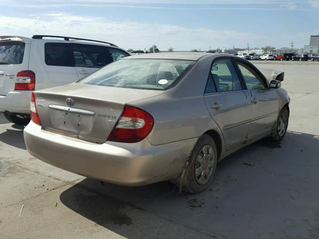 4T1BE32K33U134083 - 2003 TOYOTA CAMRY LE GOLD photo 4