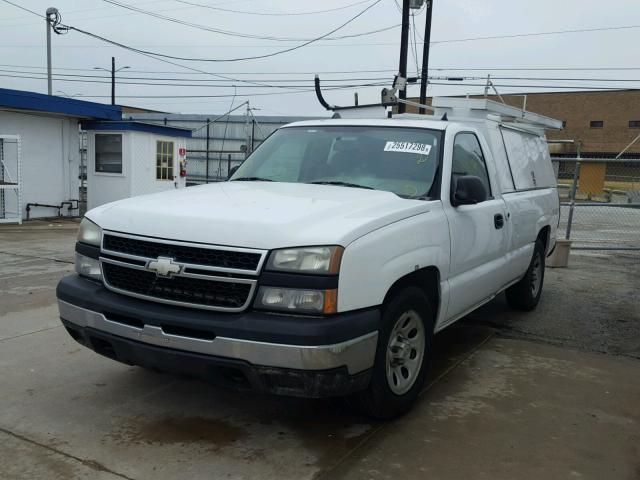 1GCEC14X97Z146168 - 2007 CHEVROLET SILVERADO WHITE photo 2