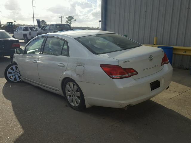 4T1BK36B16U095288 - 2006 TOYOTA AVALON XL WHITE photo 3