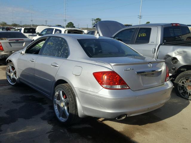 JH4KB165X5C005965 - 2005 ACURA RL SILVER photo 3