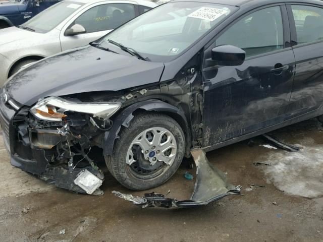 1FAHP3F2XCL464169 - 2012 FORD FOCUS SE BLACK photo 9