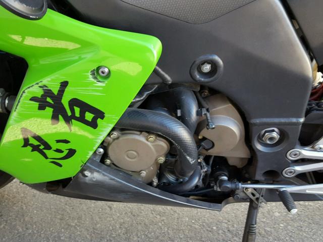 JKAZXCC104A013334 - 2004 KAWASAKI NINJA ZX 1 GREEN photo 9