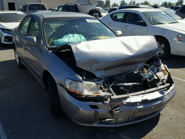 1HGCG6688YA066358 - 2000 HONDA ACCORD EX GRAY photo 1