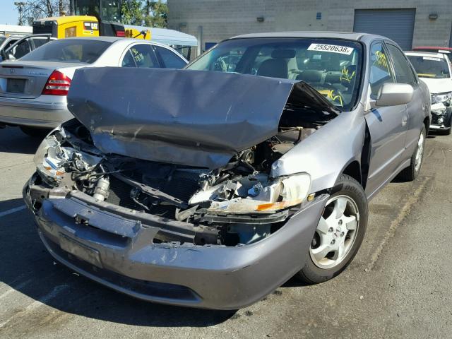 1HGCG6688YA066358 - 2000 HONDA ACCORD EX GRAY photo 2