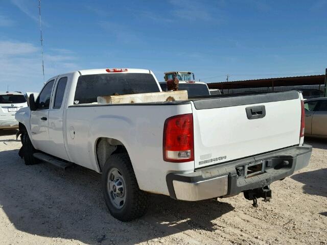 1GT21ZCG8DZ170434 - 2013 GMC SIERRA C25 WHITE photo 3