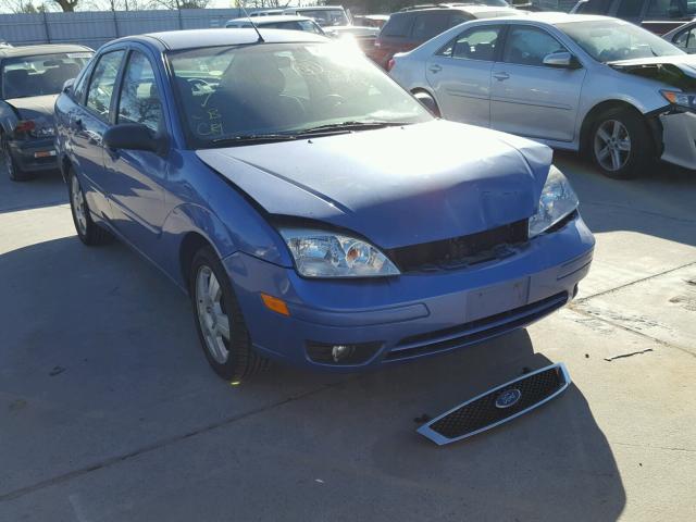 1FAFP34N85W225127 - 2005 FORD FOCUS ZX4 BLUE photo 1