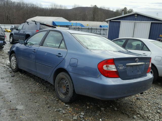 4T1BE32K72U528474 - 2002 TOYOTA CAMRY LE BLUE photo 3