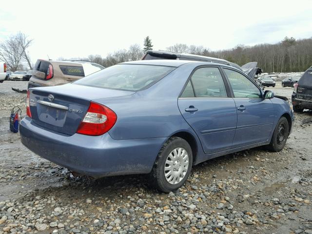 4T1BE32K72U528474 - 2002 TOYOTA CAMRY LE BLUE photo 4