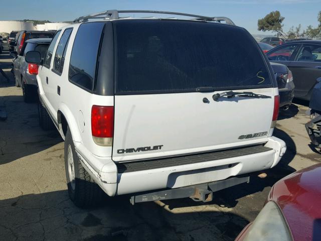 1GNDT13W1S2115557 - 1995 CHEVROLET BLAZER WHITE photo 3