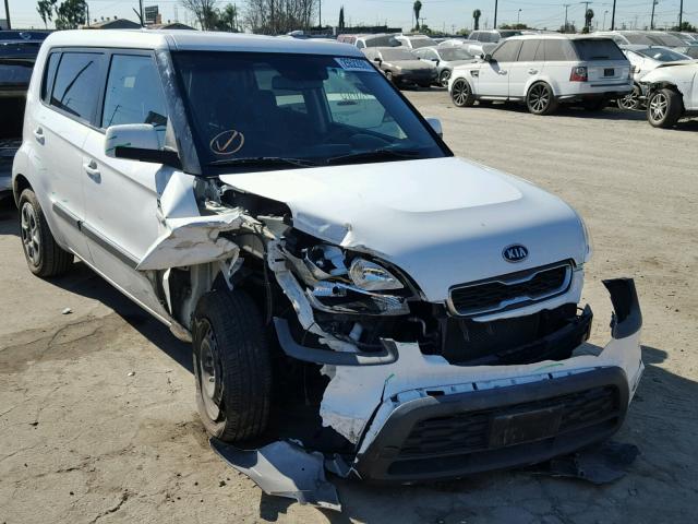 KNDJT2A57C7475870 - 2012 KIA SOUL WHITE photo 1