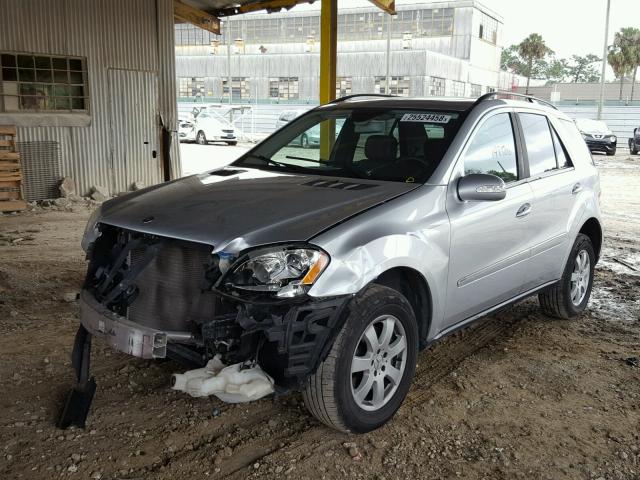 4JGBB86E87A217610 - 2007 MERCEDES-BENZ ML 350 SILVER photo 2