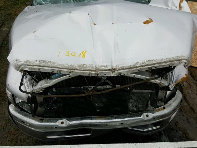 1B7MF33601J581626 - 2001 DODGE RAM 3500 SILVER photo 7