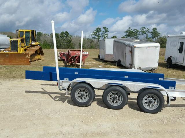 1M5BA2633A1E52444 - 2010 UTILITY TRAILER SILVER photo 6