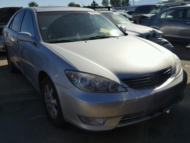 4T1BF30K65U597502 - 2005 TOYOTA CAMRY LE SILVER photo 1