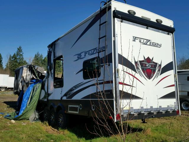 4YDF39922CF811033 - 2012 KEYSTONE 5TH WHEEL TWO TONE photo 3