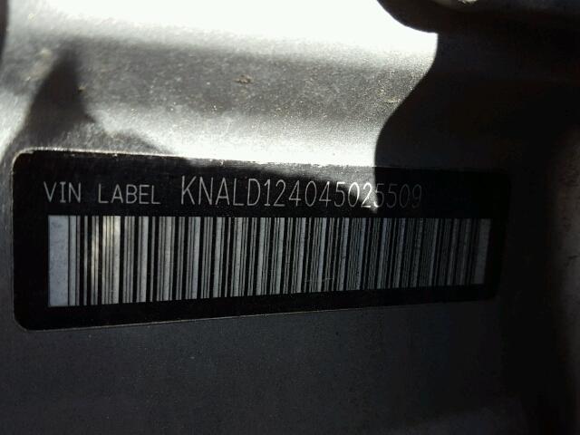 KNALD124045025509 - 2004 KIA AMANTI SILVER photo 10