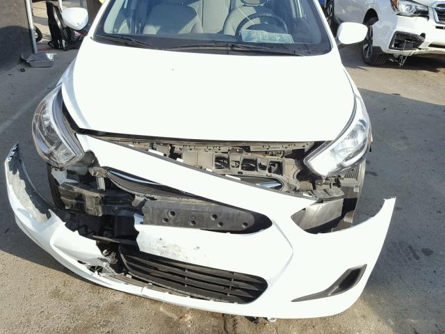 KMHCT4AE9FU929770 - 2015 HYUNDAI ACCENT GLS WHITE photo 9