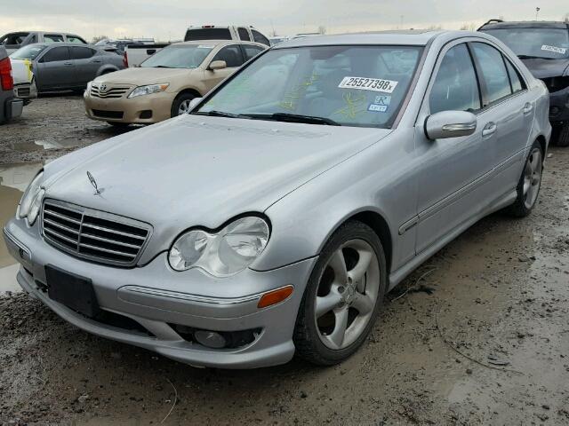 WDBRF52H76A899186 - 2006 MERCEDES-BENZ C GENERATI GRAY photo 2