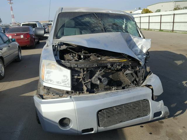 1N6AA07A55N514577 - 2005 NISSAN TITAN XE SILVER photo 9