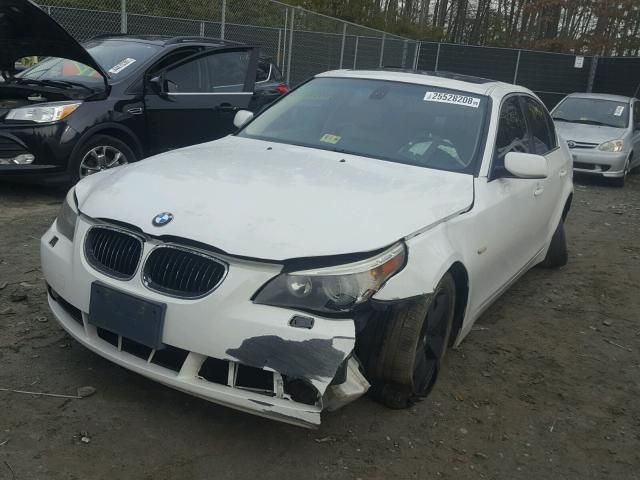 WBANF33587CS40190 - 2007 BMW 525 XI WHITE photo 2